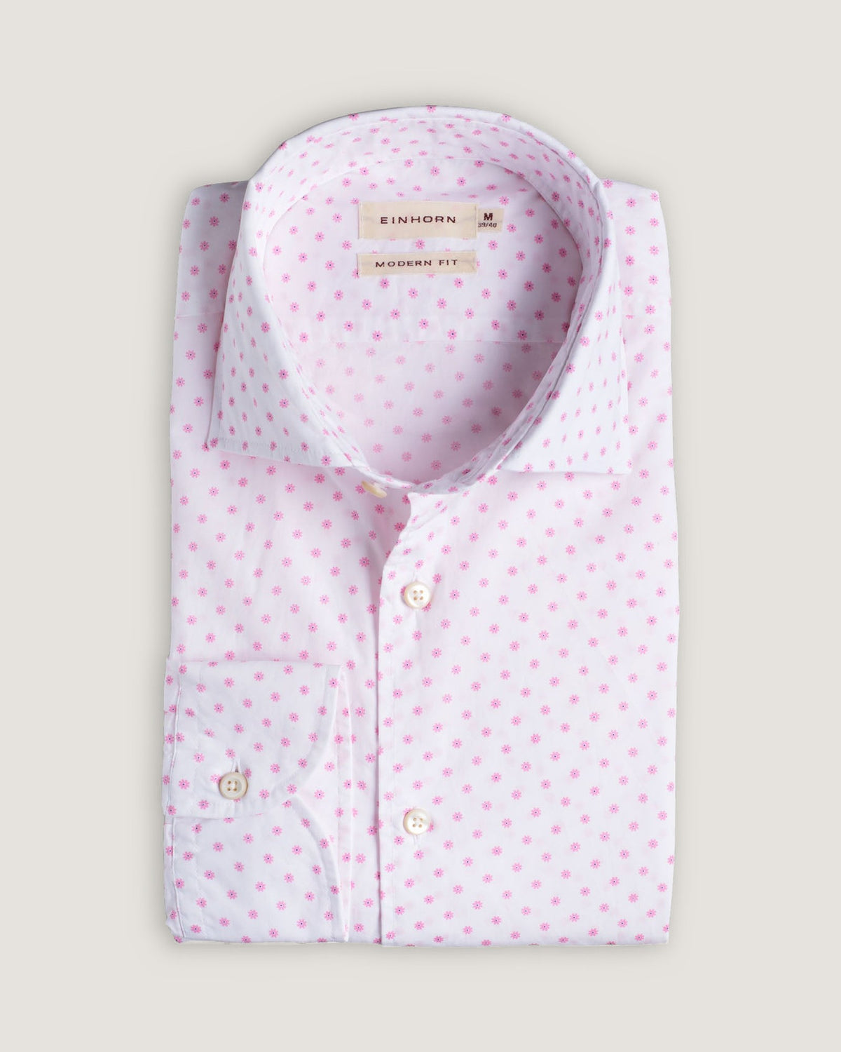 Das Einhorn Hemd Modern Fit Print Flowers Weiß/Rose kombiniert einen dezenten Blumendruck mit moderner Eleganz.