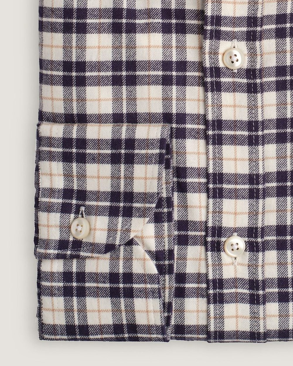 Flanellhemd Modern Fit Gittermuster, Detail Manschette und Stoff