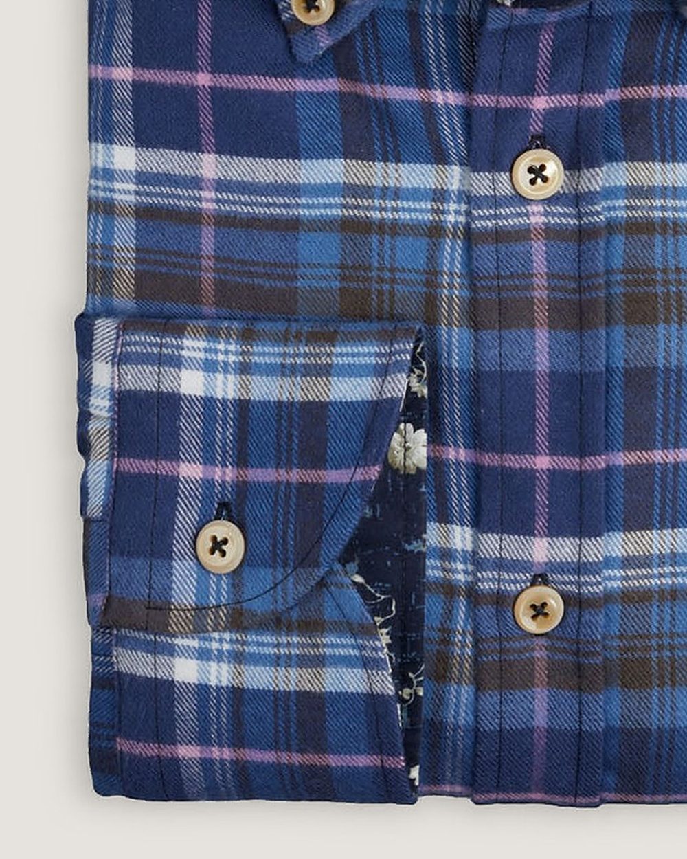 Flanellhemd Modern Fit Button Down Blau Kariert mit Kontrast, Detail Manschette und Stoff