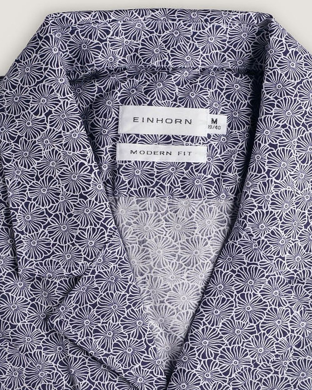 Resort-Hemd Gewaschen Blumenprint Navy/Weiss, Detail Kragen